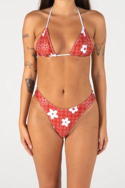 Colour – GINGHAM RED