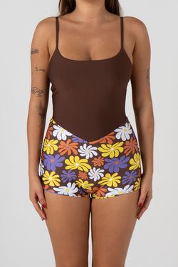 Colour – Choc Flower
