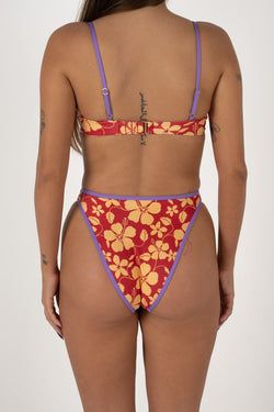 Colour – Aloha Red