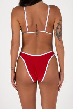 Colour – Red