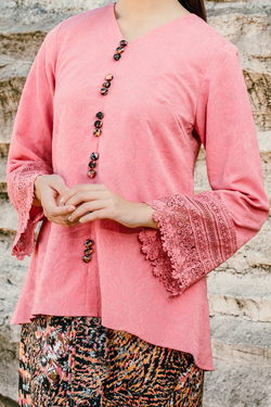 Colour – Rossy Pink