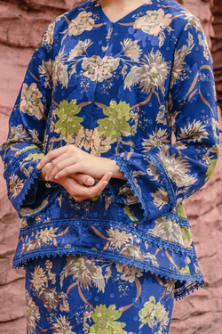 Colour – Royal Blue