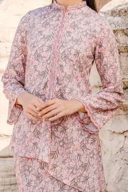 Colour – Blush Pink