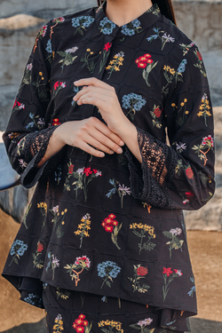 Colour – Black