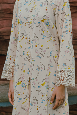 Colour – Beige