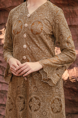 Colour – Brown