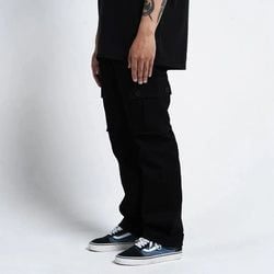 Straight fit Black Basic