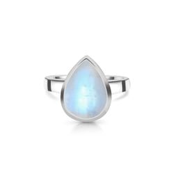 Ring – Moonstone