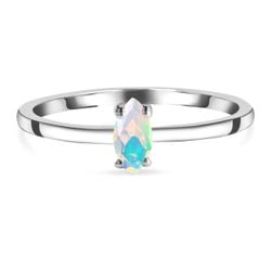 RING – Opal