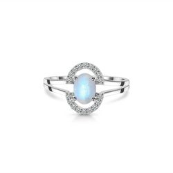 Ring – Moonstone