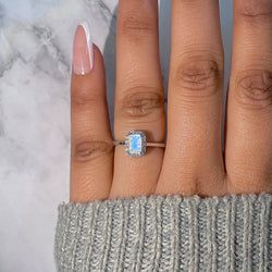 RING – Moonstone