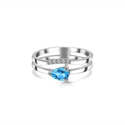 Ring – Swiss Blue Topaz