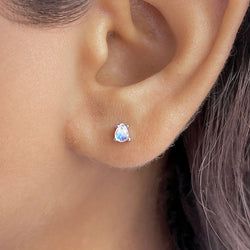 Earring – Moonstone