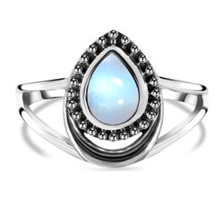 RING – Moonstone
