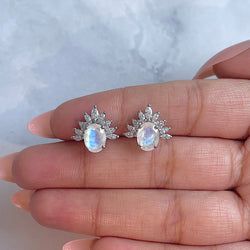Earring – Moonstone