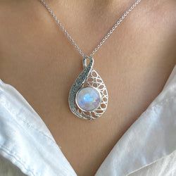 Pendant – Moonstone