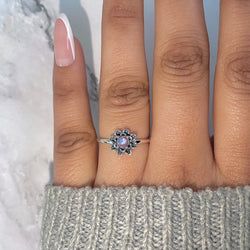RING – Moonstone