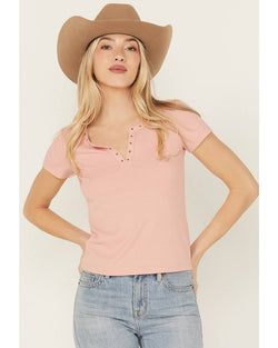 Color – Light Pink