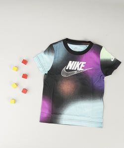 NIKE Illuminate