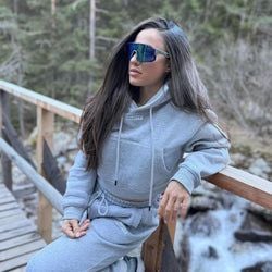Цвят - Долна Част – Светло Сив