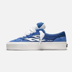 COLORWAY – BLUE