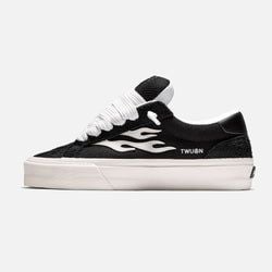 COLORWAY – BLACK