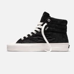 COLORWAY – XO SUEDE