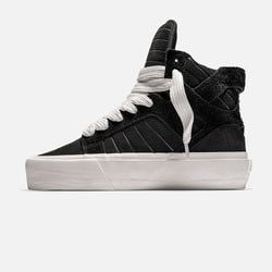 COLORWAY – BLACK