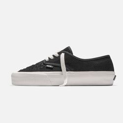 COLORWAY – GRAPHITE BONES