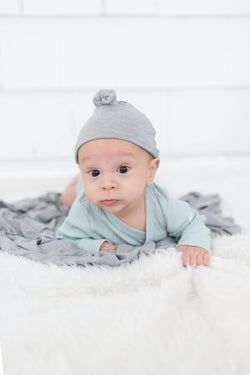 Color – Gray
