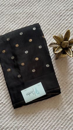 Colours – BLACK