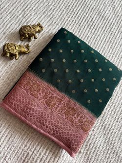 Colours – BOTTLEGREEN WITH BABYPINK