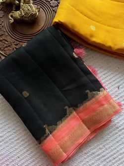 Colours – BLACK