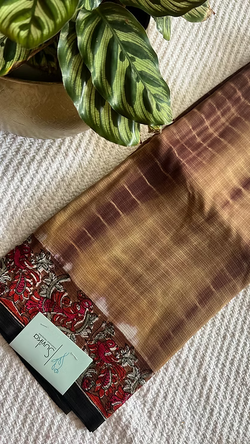 Colours – BROWN