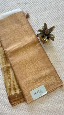 OFFWHITE WITH CHICKU