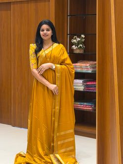 Colours – MUSTARD