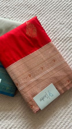 Colours – RED WITH OFFWHITE