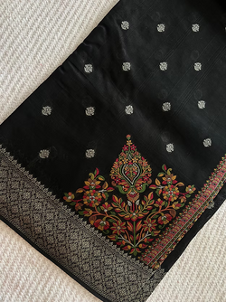 Colours – BLACK
