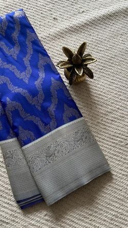 Colours – ROYALBLUE WITH SILVER