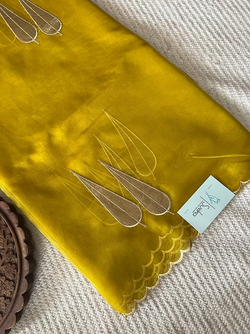 Colours – YELLOW