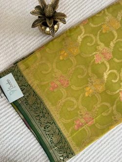 MINTGREEN WITH BOTTLEGREEN