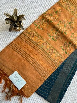 Colours – RAMABLUE WITH MUSTARD