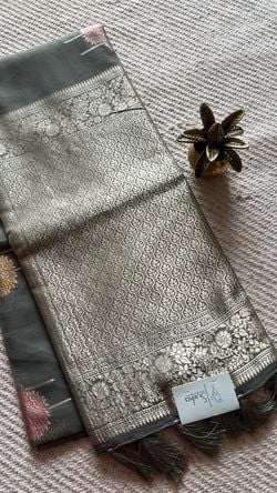 Colours – GREY