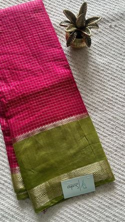 Colours – PINK WITH GREEN