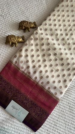 Colours – WHITE WITH PURPLE