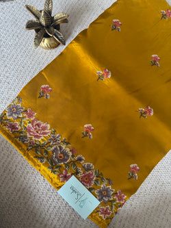 Colours – MUSTARD