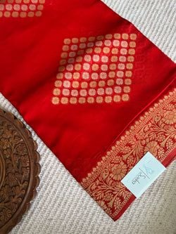 Colours – RED