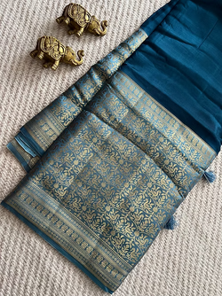 Colours – SAPPHIRE WITH GREYSH BLUE