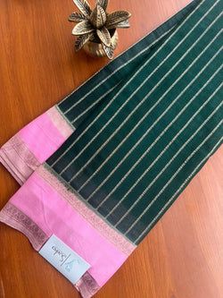 Colours – BOTTLEGREEN WITH BABYPINK