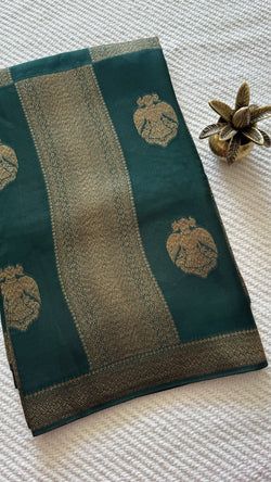 Colours – BOTTLE GREEN